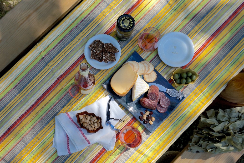 French Country Picnic p.s. bonjour